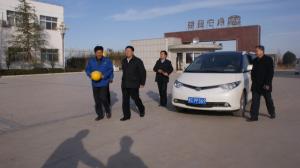 2011年12月8日，時任洛陽市市委書記毛萬春到我公司視察指導(dǎo)工作
