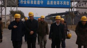 2012年2月時任洛陽市副市長劉湖鏡一行蒞臨我公司視察